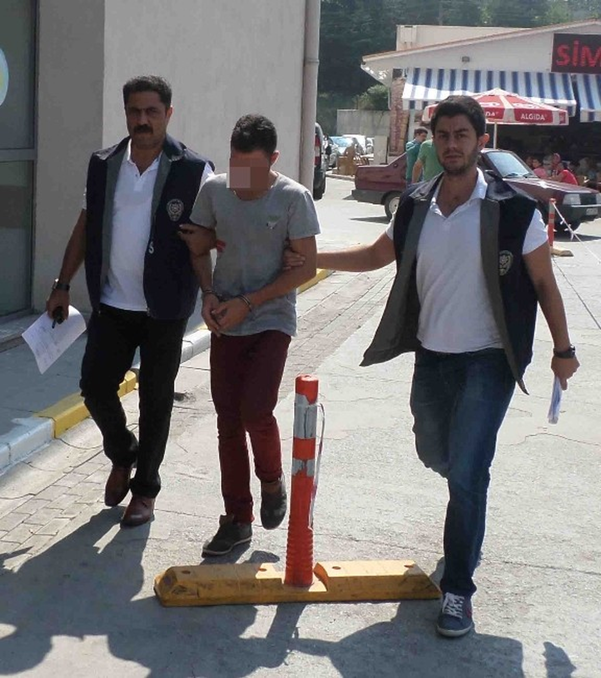 Yağma ve Alıkoymadan Aranan Şahıs Yakalandı