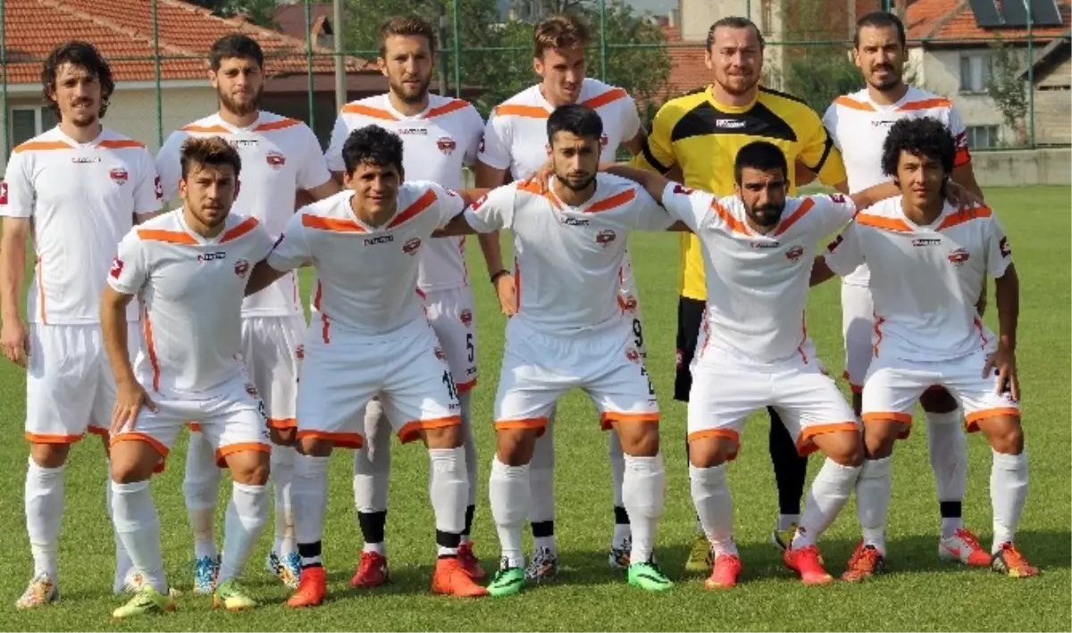 Adanaspor, Hazırlık Maçında Balıkesirspor\'a 2-0 Yenildi