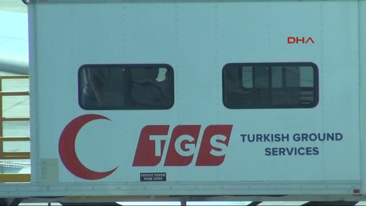 Afrikalı Kadın Yolcuda Virüs Şüphesi