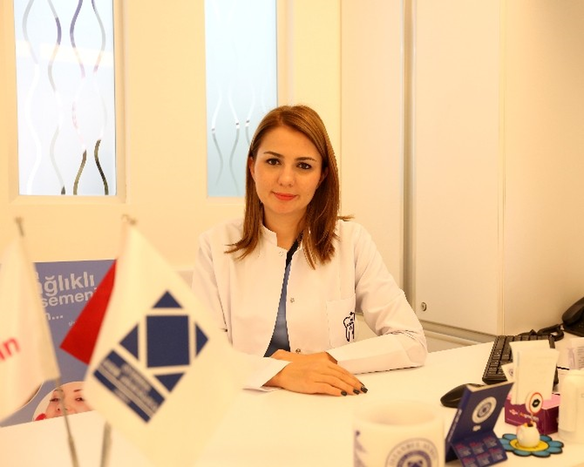 Diş Eksiklikleri Doğal Bir Görünümle Ortadan Kalkacak