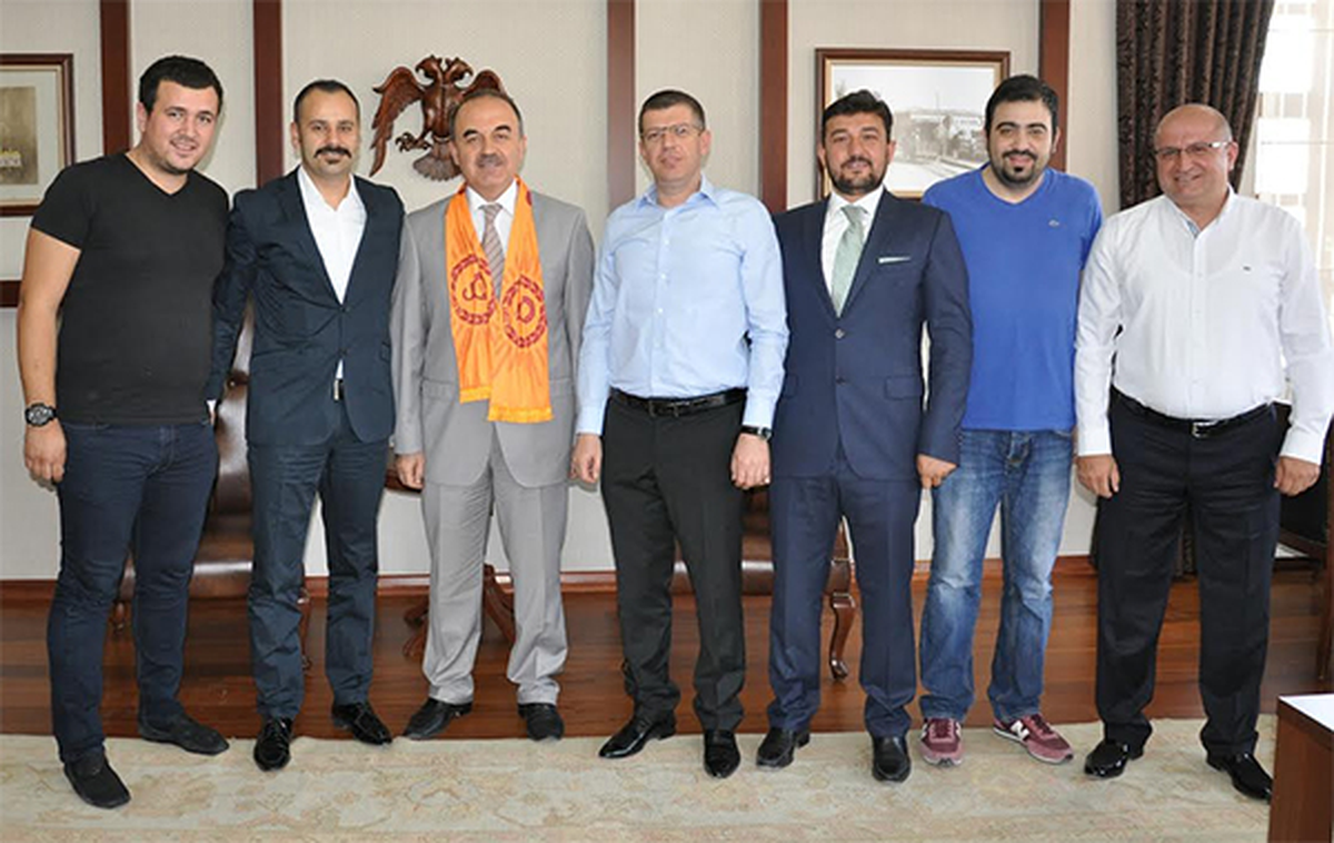 Konya Galatasaray Taraftar Derneğinden Vali Erol\'a Ziyaret