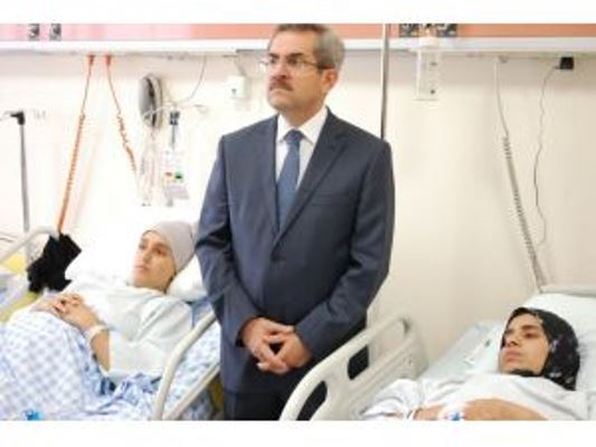 Milletvekili Ünüvar, Gazzeli Hastaları ve Azerbaycanlı Yaralı Askerleri Hastanede Ziyaret Etti