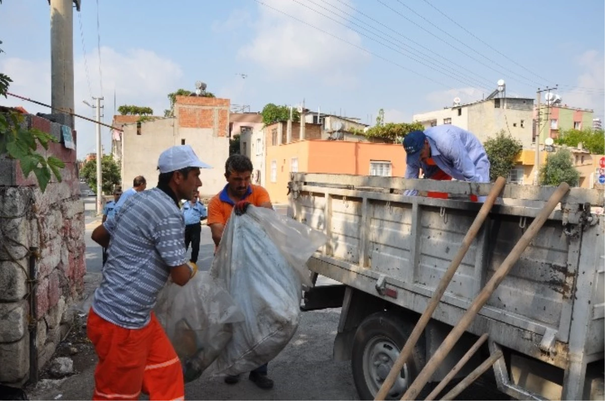 Tarsus Zabıtasından Çöp Ev Operasyonu