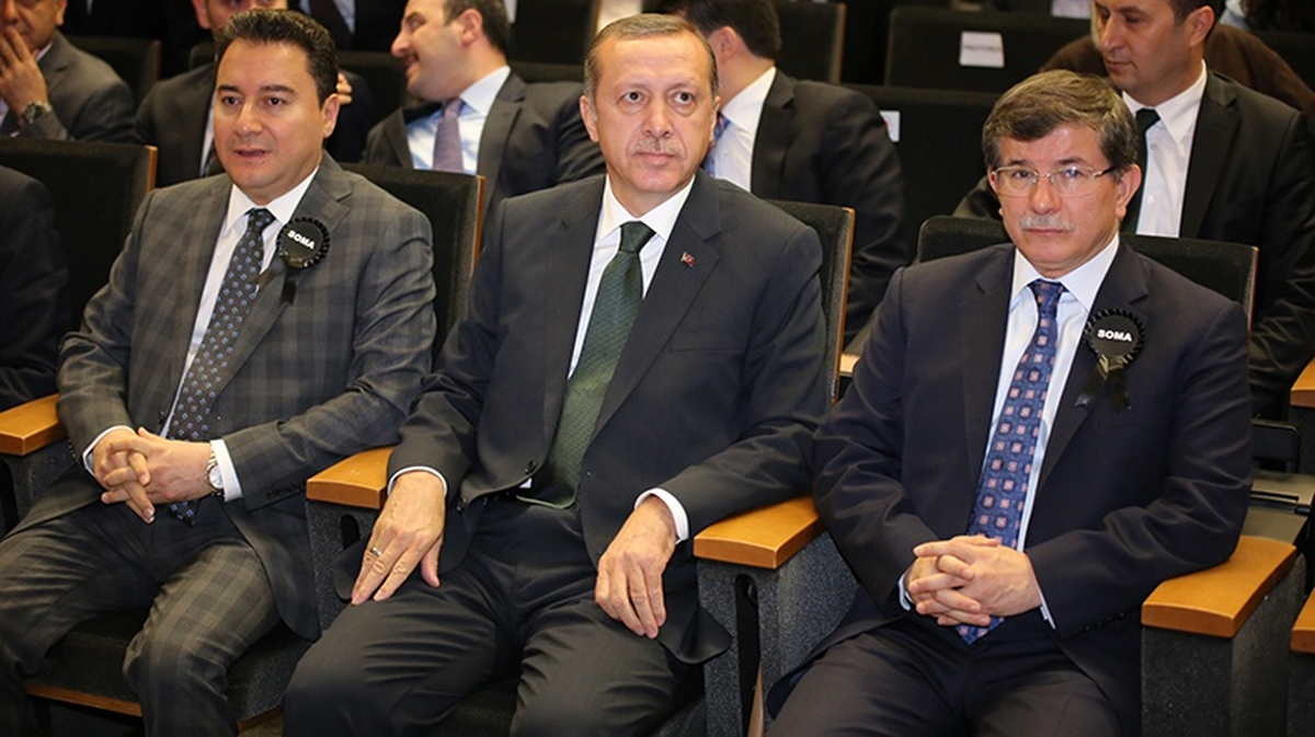 The Economist\'e Göre AK Parti\'nin Başına Davutoğlu Gelecek