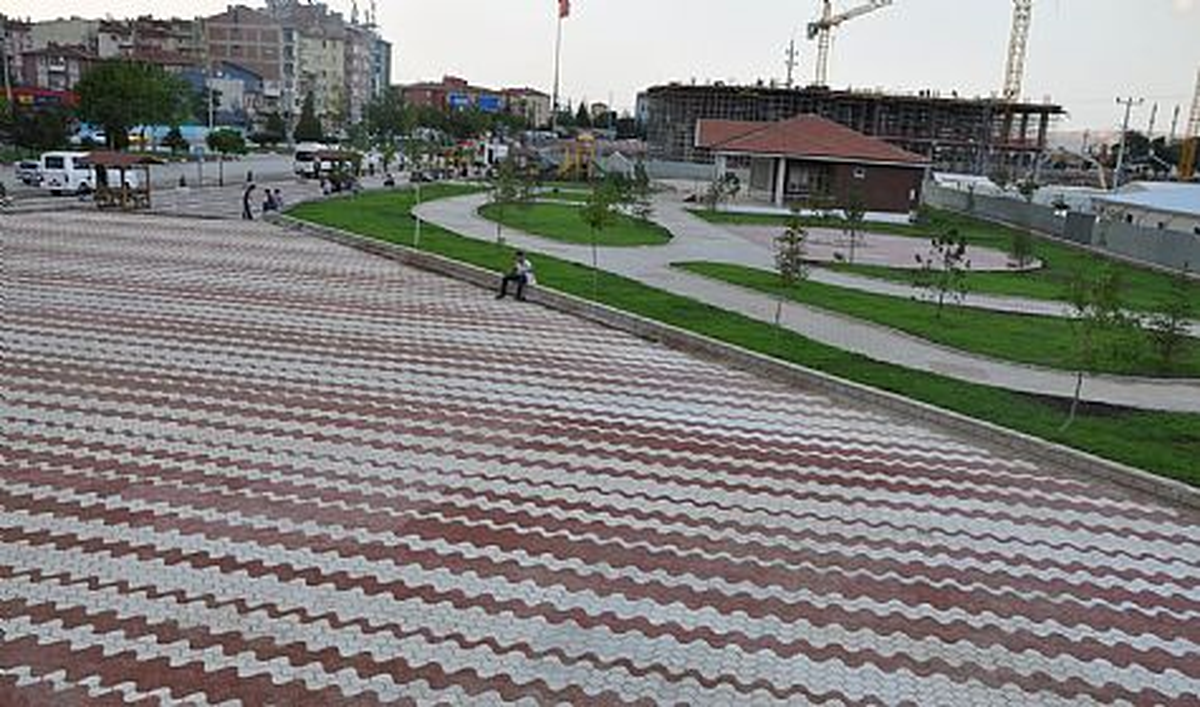 Afyonkarahisar Eski Otogar Alanı Düzenleniyor