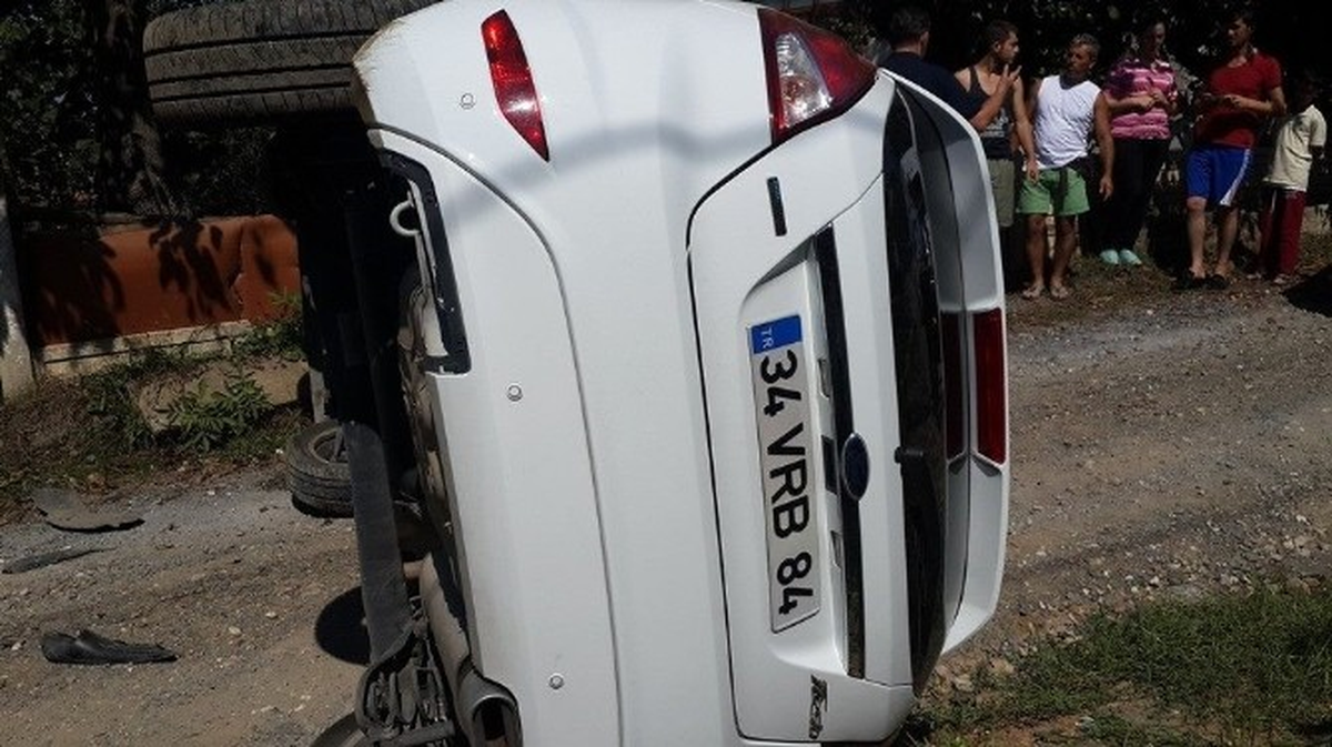 Akçakoca\'da Trafik Kazası: 2 Yaralı