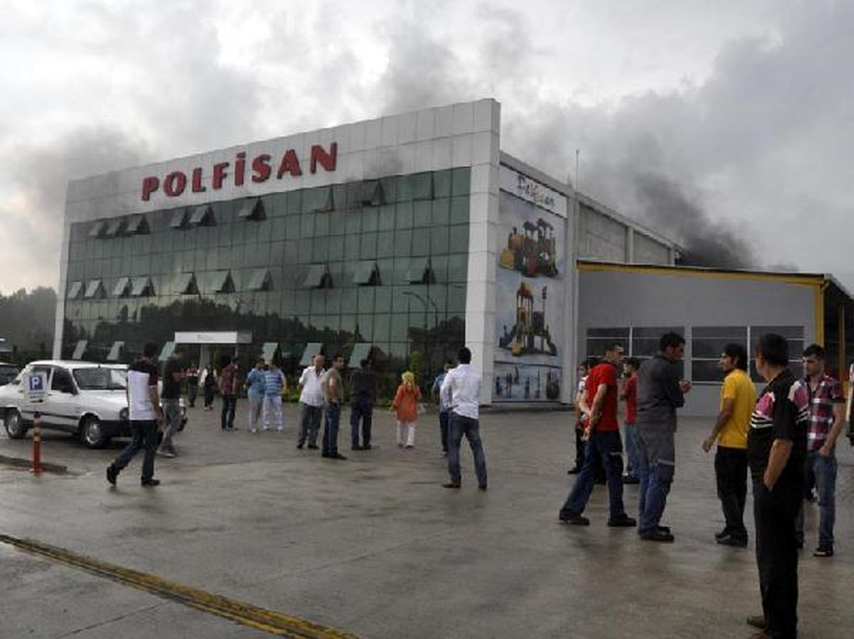 Çocuk Oyun Parkı Fabrikasında Yangın