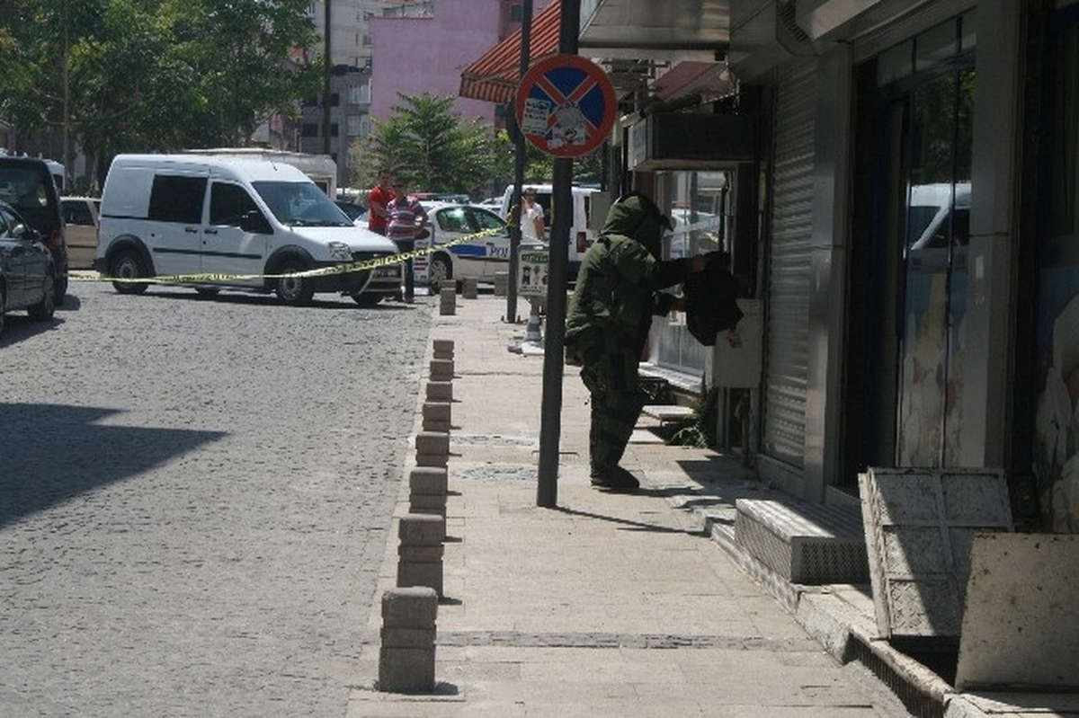 Denizli\'de Şüpheli Çanta Paniği