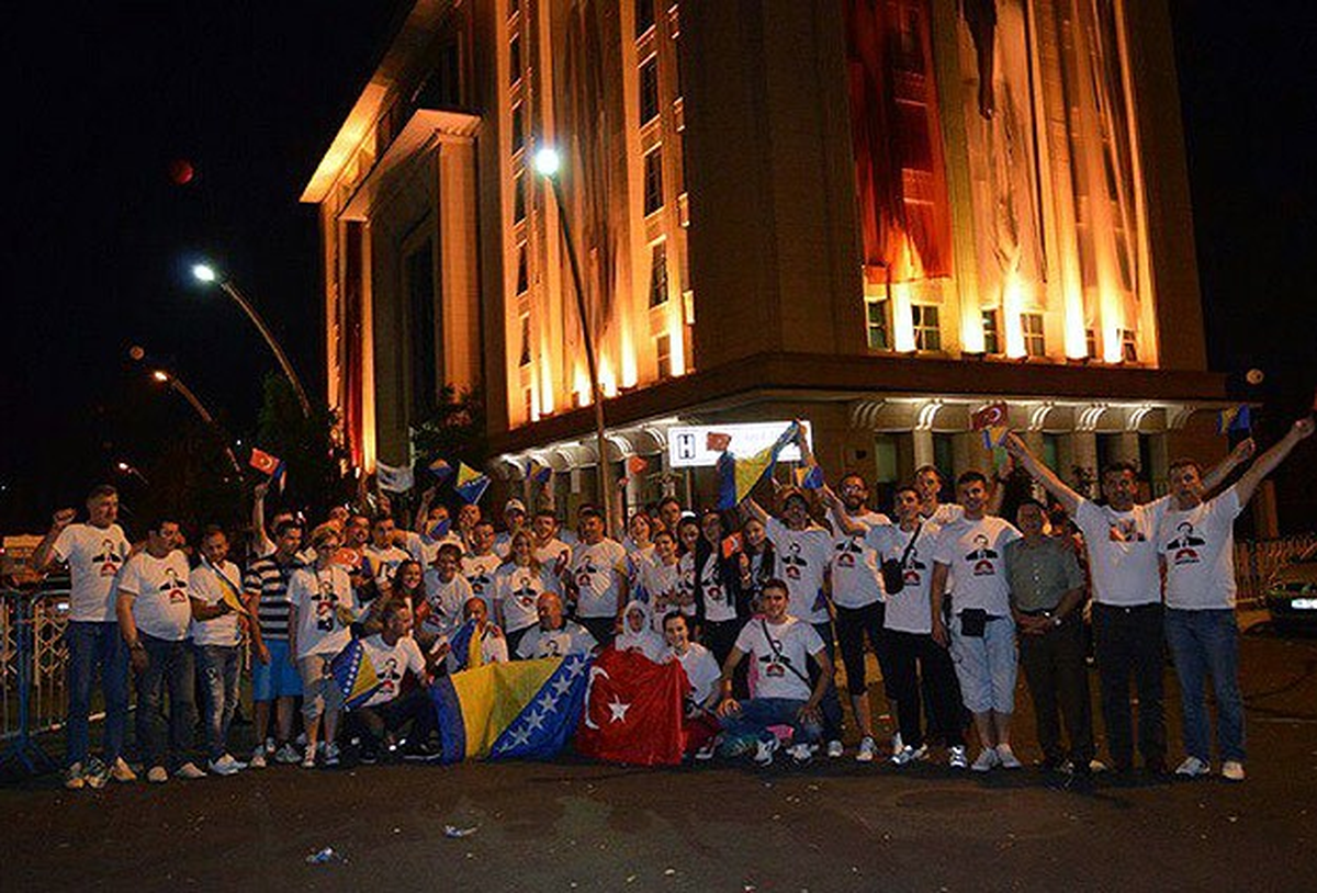 Başbakan Erdoğan\'ı Tebrik Etmek İçin Bosna-Hersek\'ten Geldiler