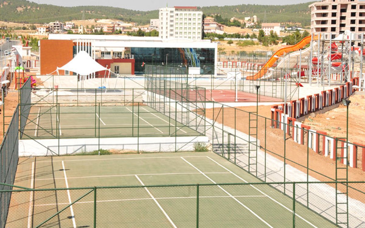 Karaköprü\'de Aqupark Hizmete Giriyor