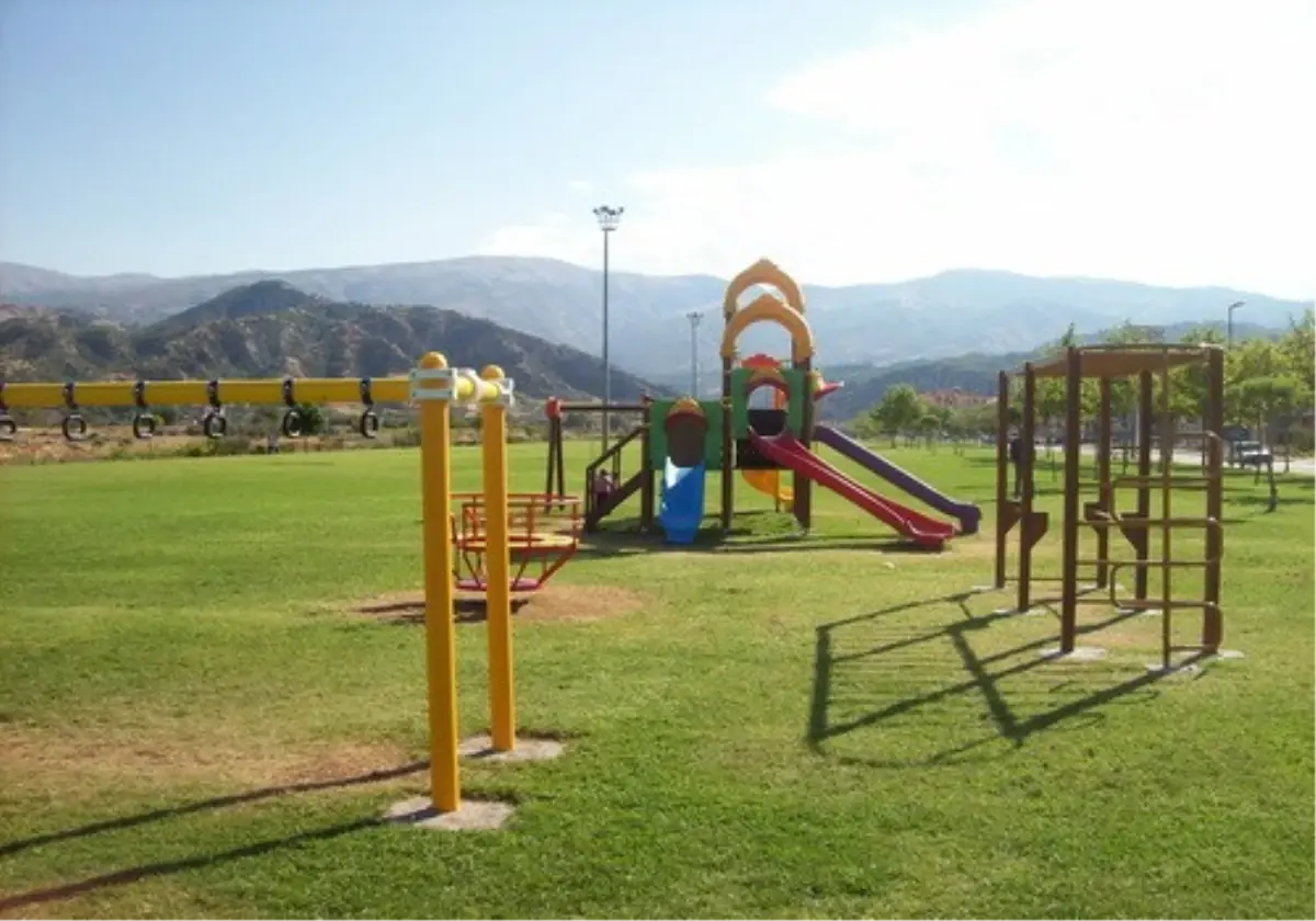 Konyaaltı Belediyesi İlçeye İki Yeni Park Kazandıracak