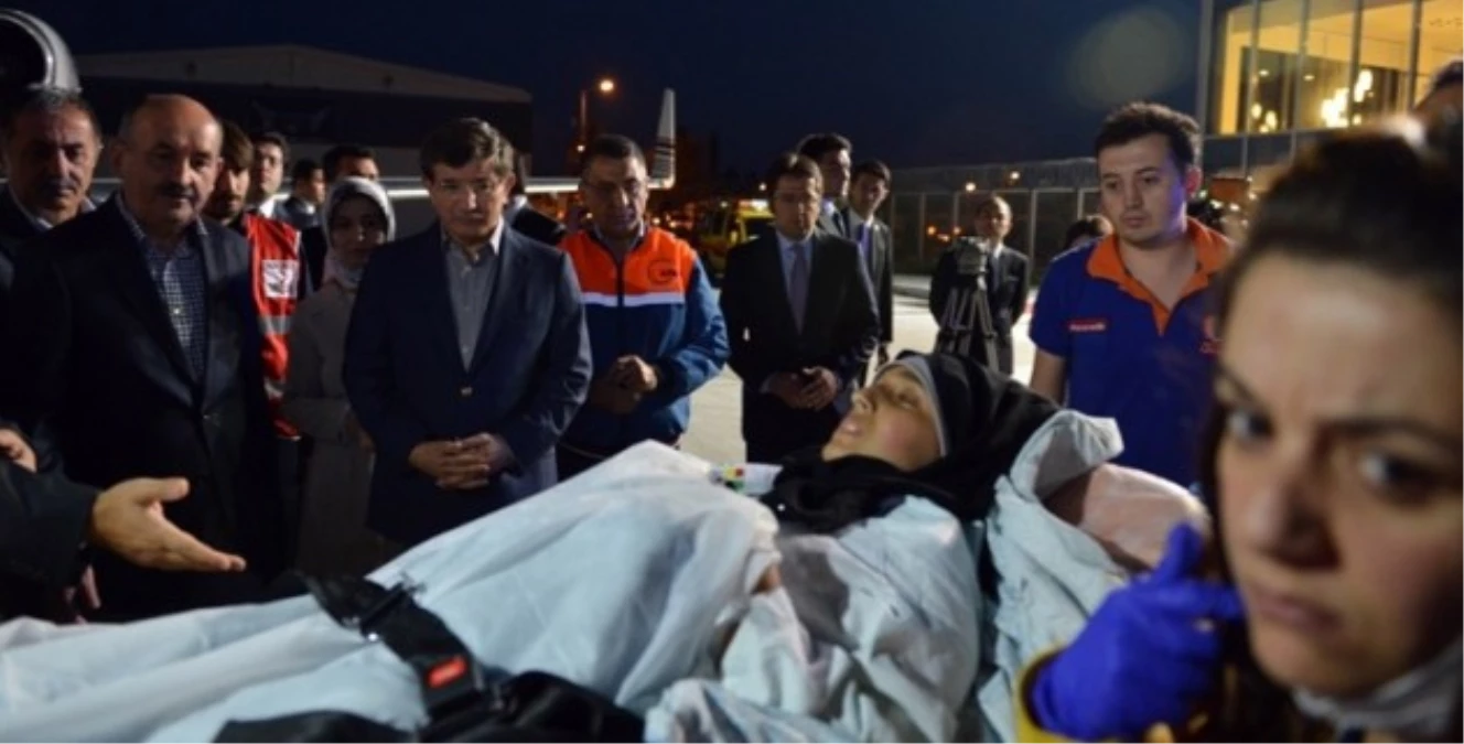 Yaralı 18 Gazzeli Tedavi İçin Türkiye\'de