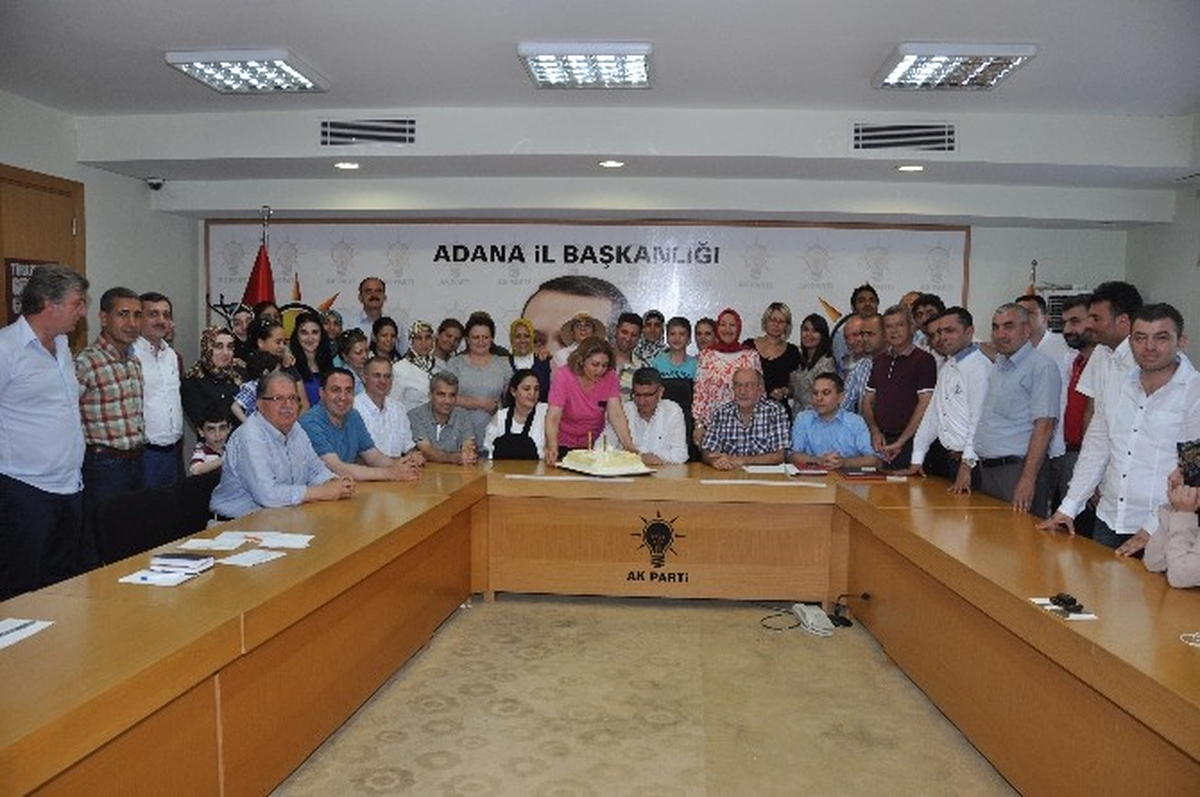AK Parti Adana İl Başkanlığı 13. Kuruluş Yıl Dönümünü Kutladı