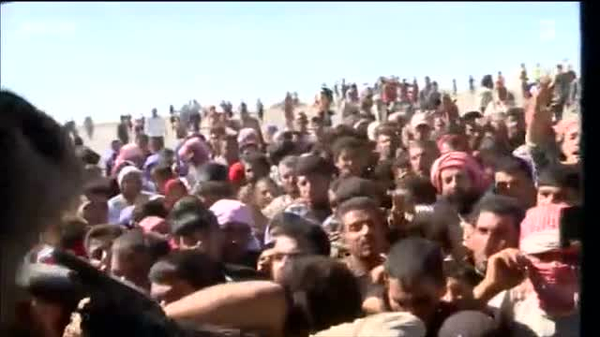 Almanya Savunma Bakanı Irak\'a Silah Yardımını Düşünmüyoruz