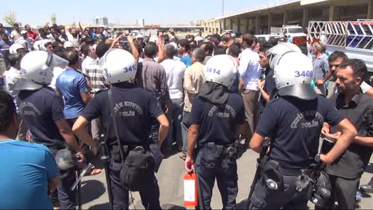 Gaziantep\'te Suriyeli Gerginliği Devam Ediyor.