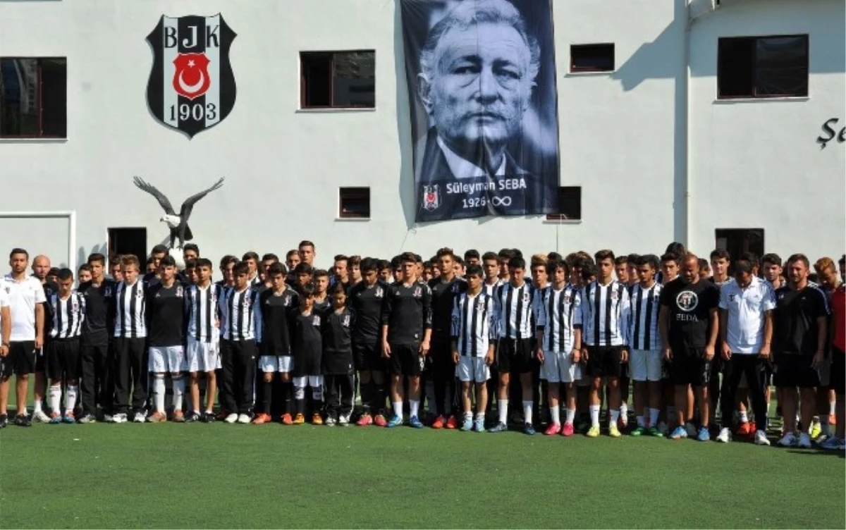 Beşiktaş Altyapısından, Onursal Başkanlarına Saygı Duruşu