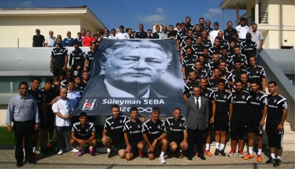 Beşiktaş\'tan Seba\'ya Saygı Duruşu