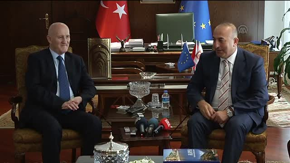 AB Bakanı Çavuşoğlu, Karadağ Büyükelçisi Braliç\'i Kabul Etti
