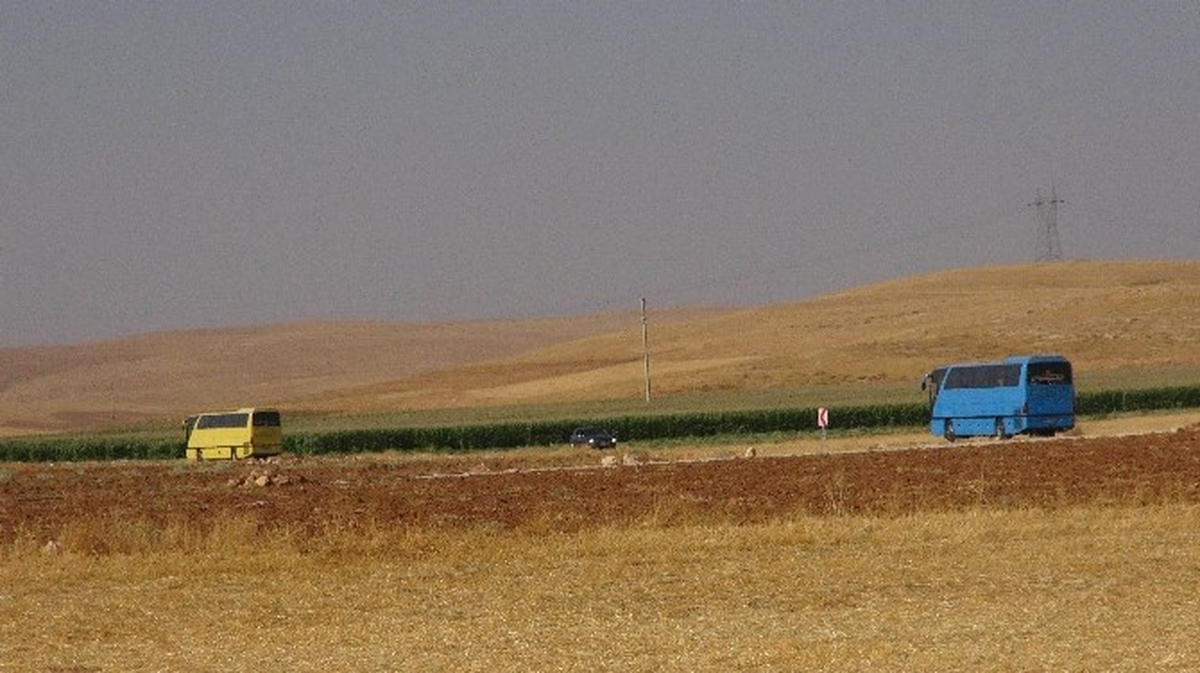 Gaziantep\'ten Getilen Suriyeliler Nusaybin\'de Kampa Yerleştirildi
