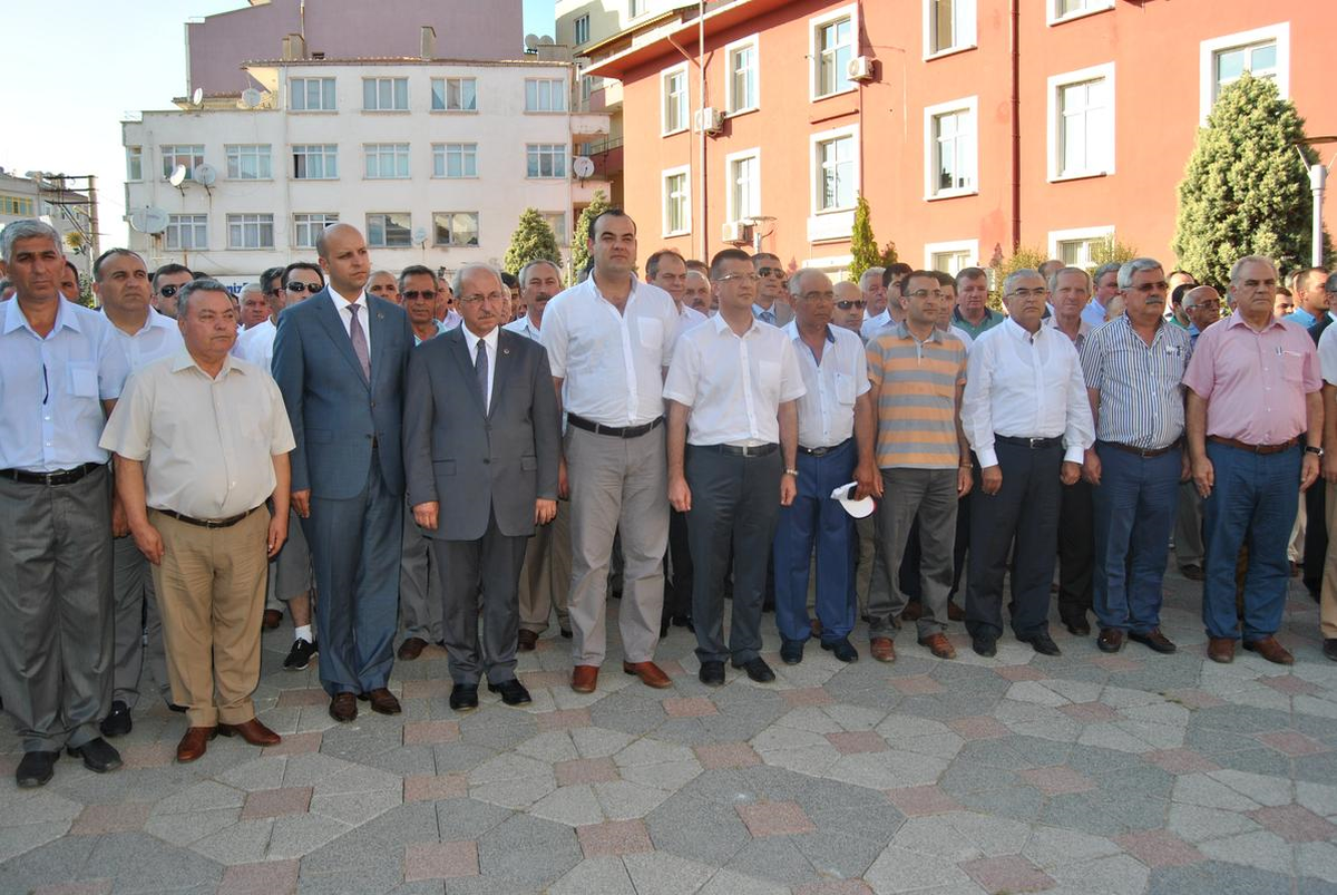 Hayrabolu 24. Ayçiçeği Festivali ve Sanayi Fuarı Başladı