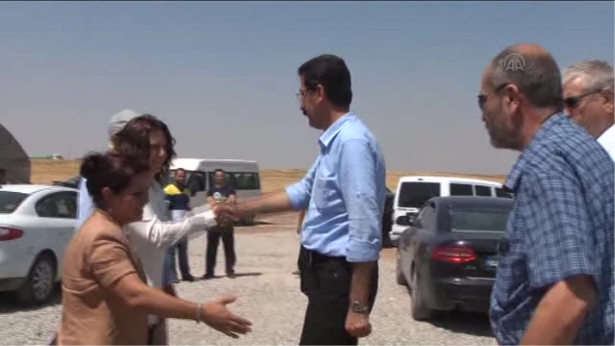 KESK, DİSK, TMMOB heyeti Yezidiler\'i ziyaret etti -