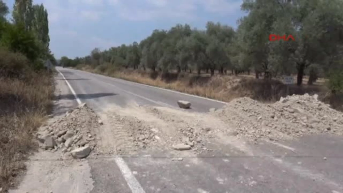 Kömür Sahasındaki Çalışmalar Karayolunda Çatlak Oluşturdu