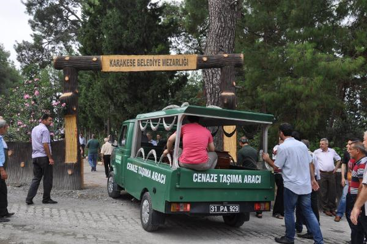 Aksaray\'da Oğlunun Düğünü İçin Hazırlık Yaparken Kazada Öldü