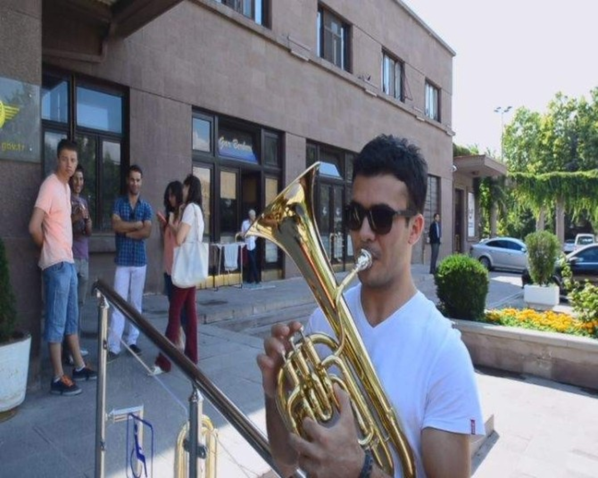 Hava Kuvvetleri\'nden Ankara Garında Ansızın İzmir Marşı Sürprizi