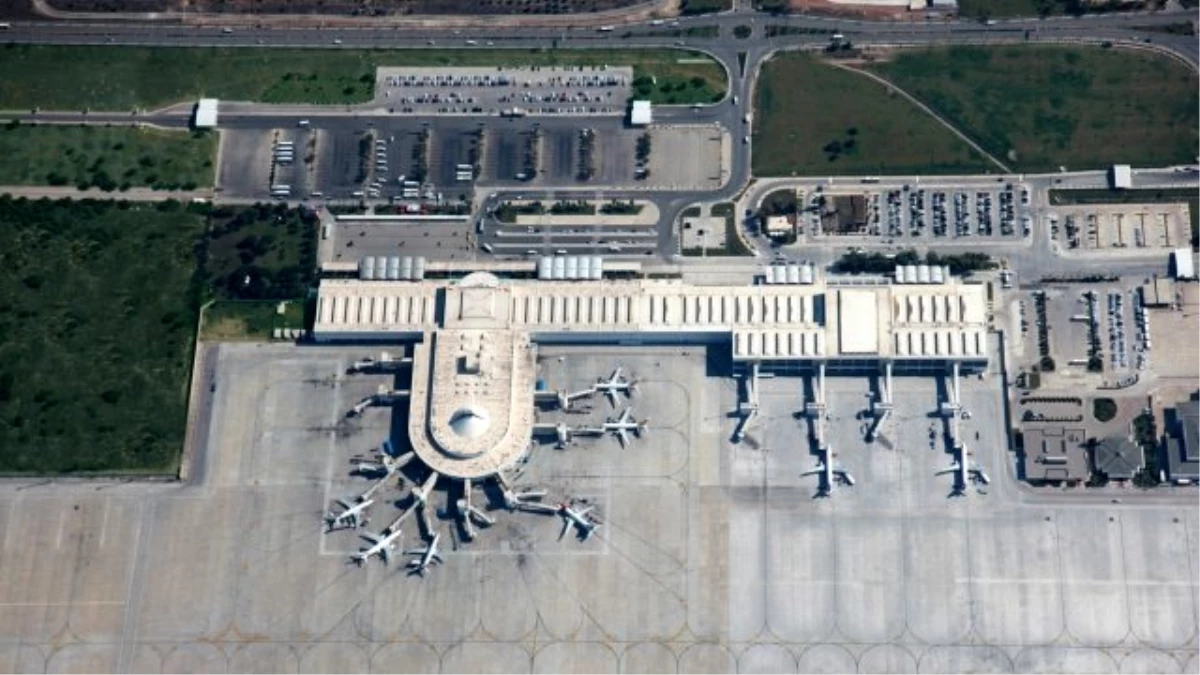 Antalya Havalimanı Kendi Rekorunu Kırdı