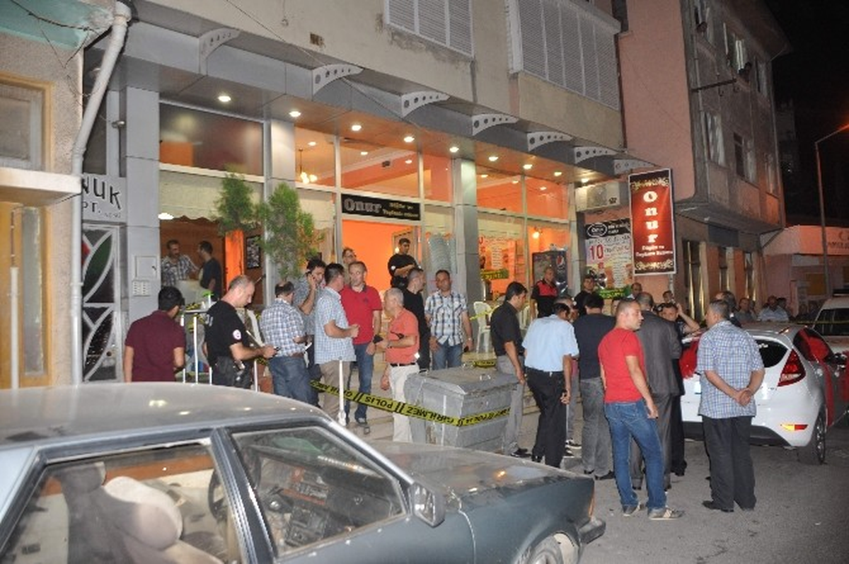 Yeğeninin Düğününü Silahla Bastı: 1 Ölü, 7 Yaralı
