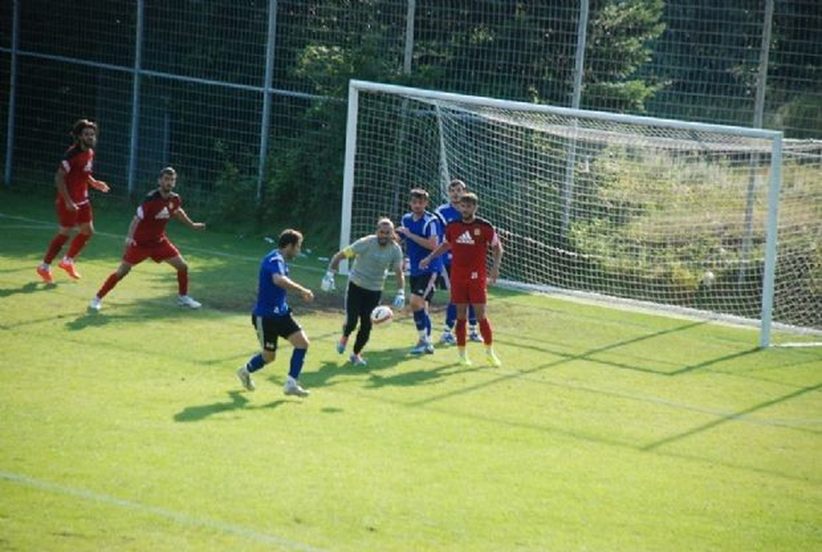 Yeni Malatyaspor, Hazırlık Maçında Tuzlaspor\'a 3-0 Yenildi