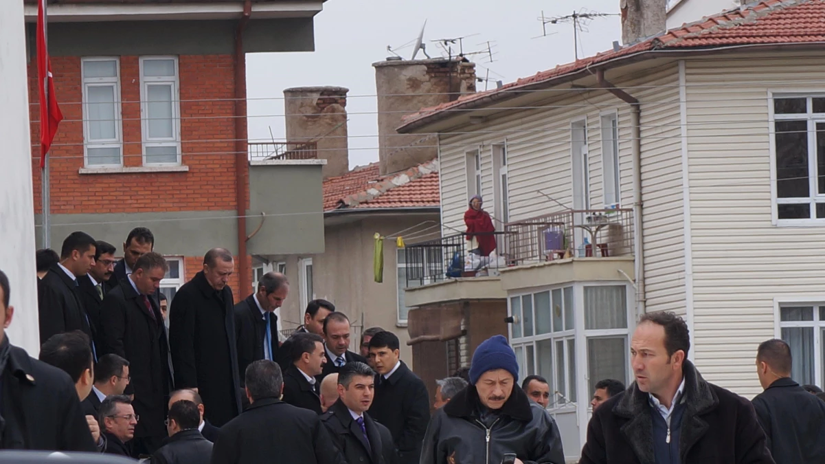 Erdoğan, Cuma Namazını Subayevlerinde Bulunan Aksa Camisinde Kıldı