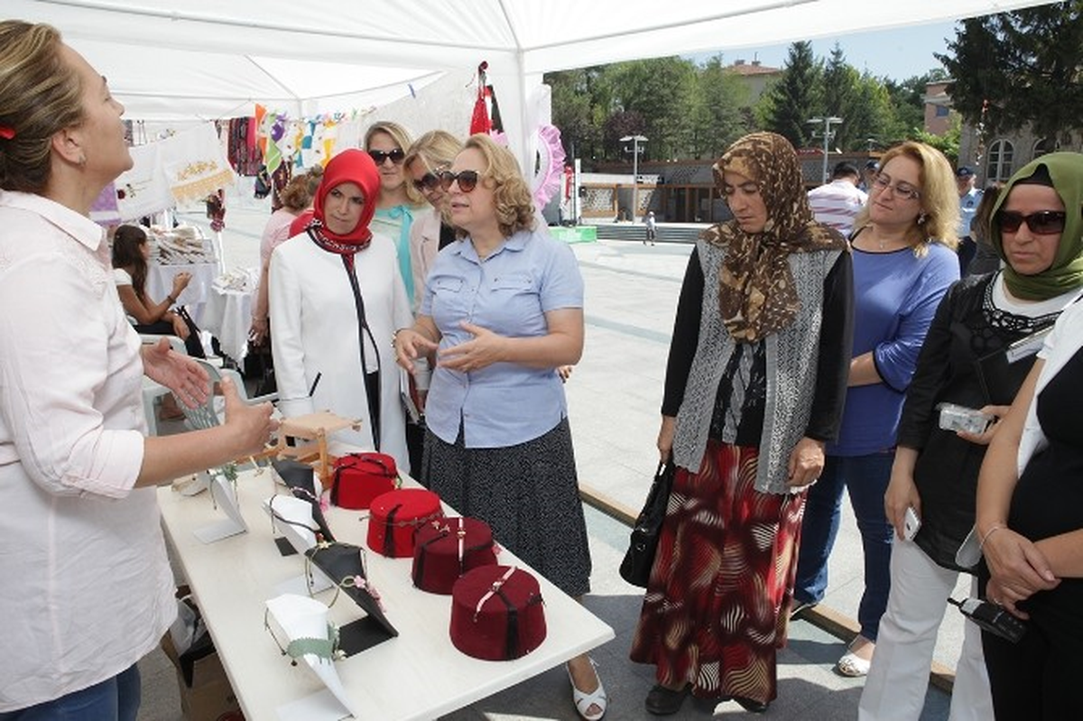 Bolu Günleri Kent Meydanı\'nda Başladı