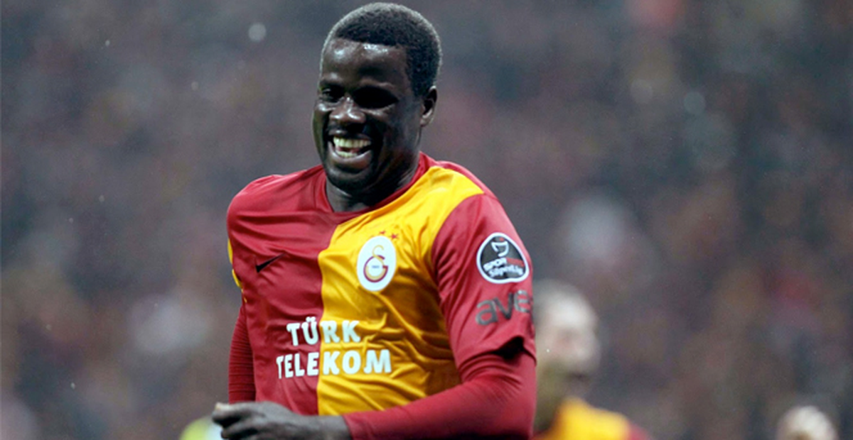 Galatasaray'da Eboue Krizi Çözülemiyor