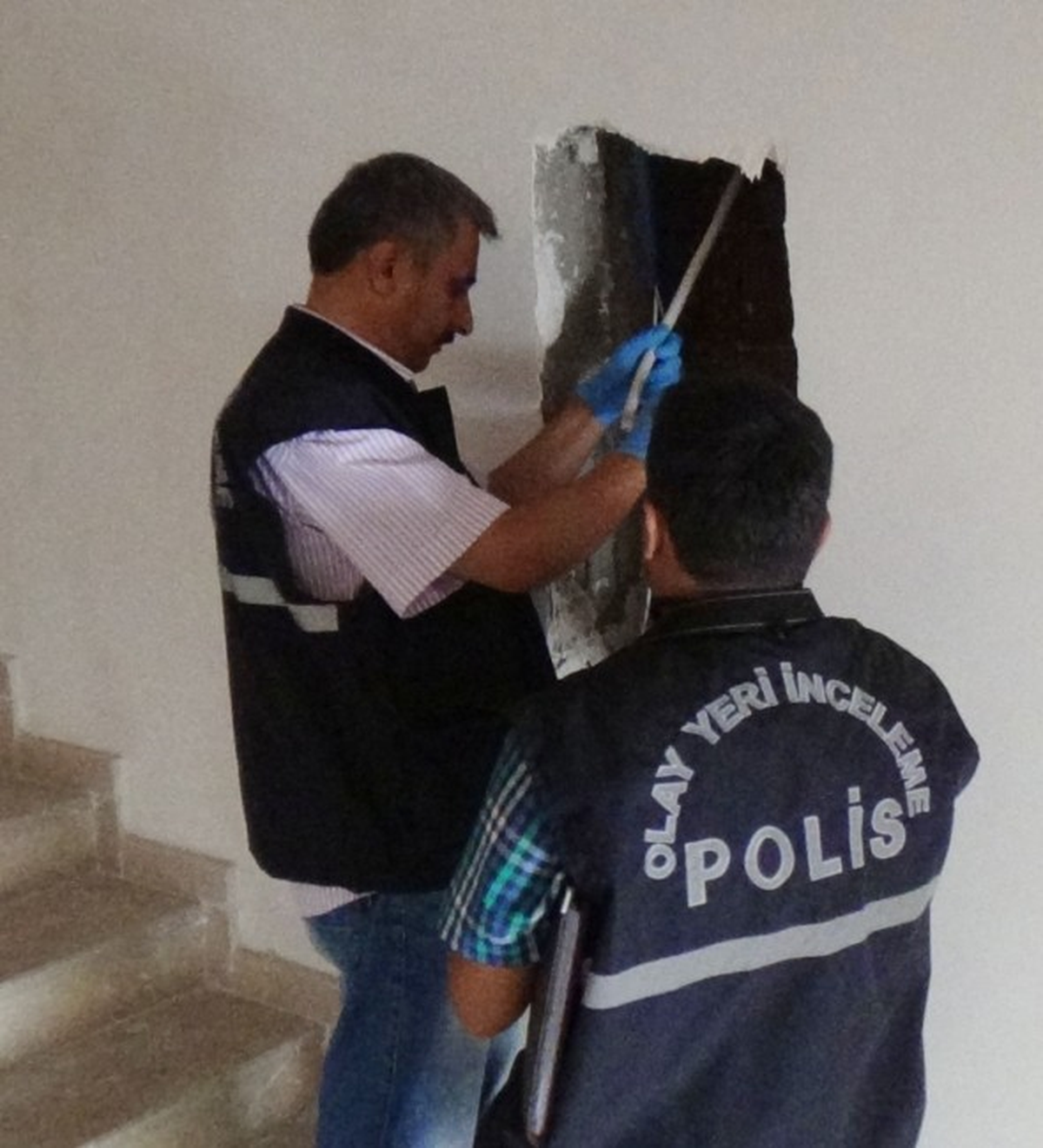 Aksaray\'da İnşaatın Elektrik Tesisatını Çaldılar