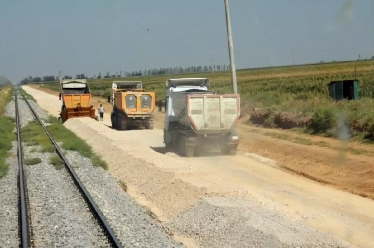 Karaman Valisi Koca, Hızlı Tren Hattını İnceledi