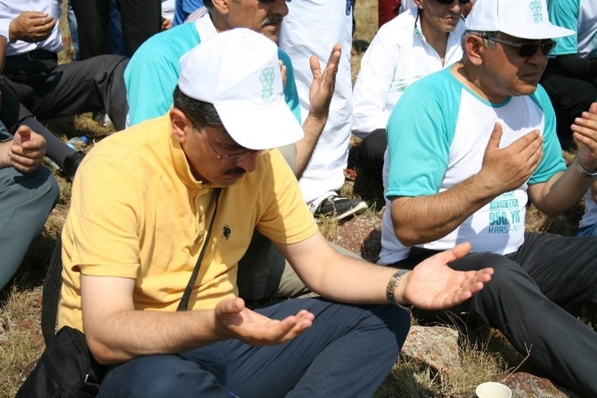 1064 Selçukluların Kars\'ta Anadolu\'ya Girişlerinin 950. Yıldönümü Etkinlikleri