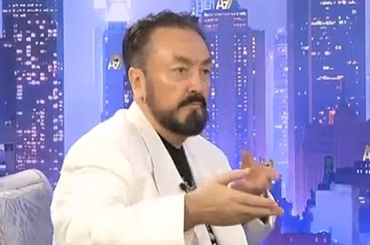 Adnan Oktar'ın En Kötü 10 Esprisi