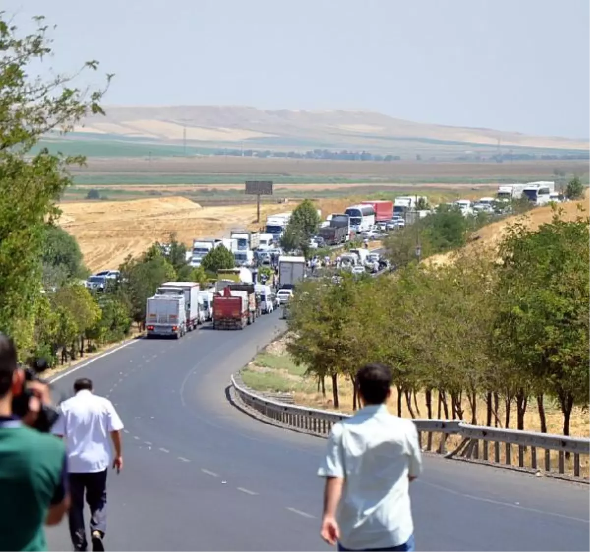 Diyarbakır\'da Trafik Kazasında 3 Polis Şehit Oldu (2)