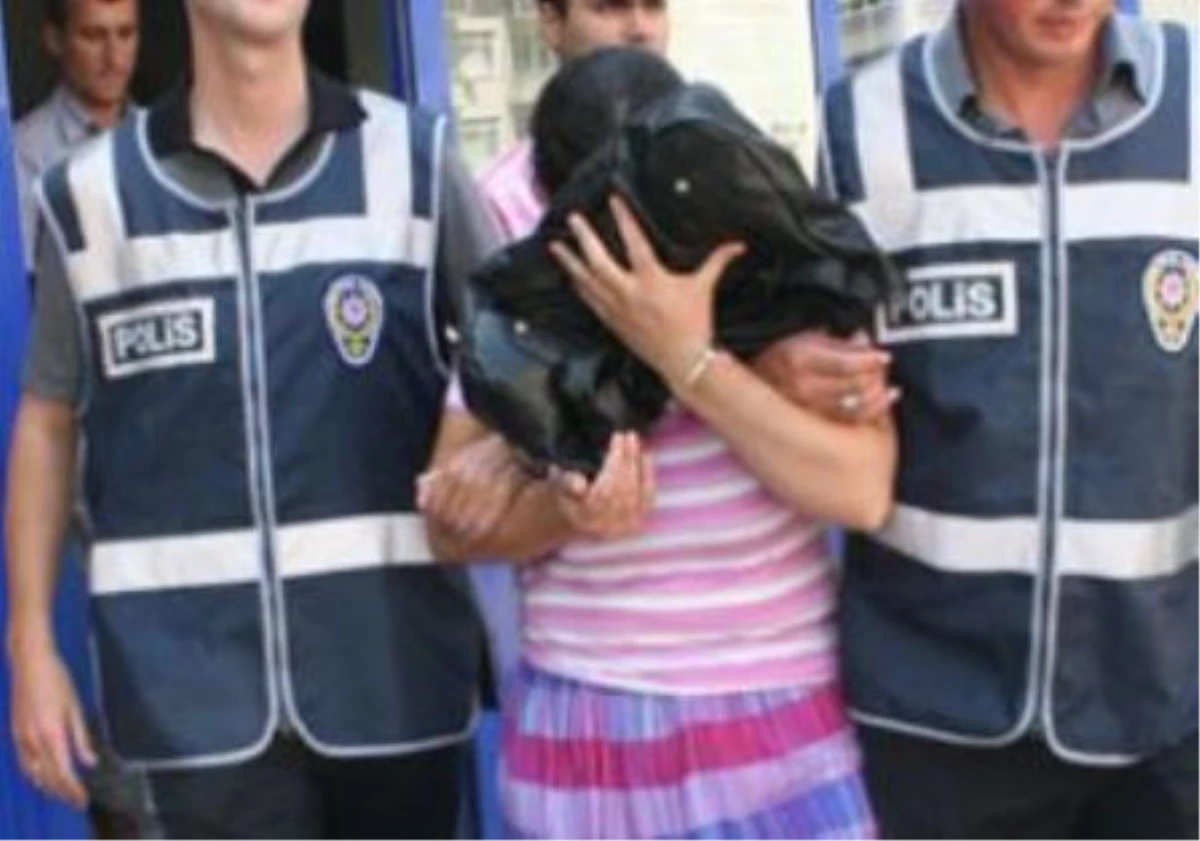 Çorum\'da Kadın Hırsız Polisten Kaçamadı
