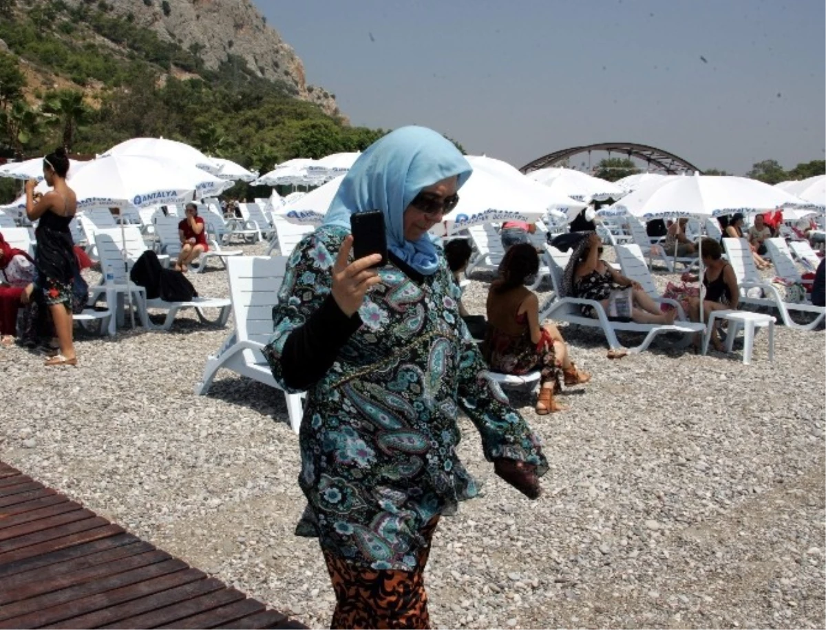 Kadınlar Plajı Kadınlar Tarafından Hizmete Açıldı