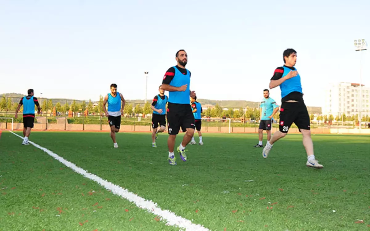 Karaköprü Belediyespor Lige Hazırlanıyor