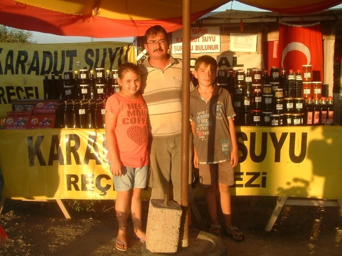 Karadut Suyu Geçim Kaynağı Oldu