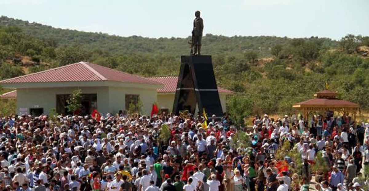 PKK Mezarlığındaki Mahsum Korkmaz Heykeline Suç Duyurusunda Bulunuldu
