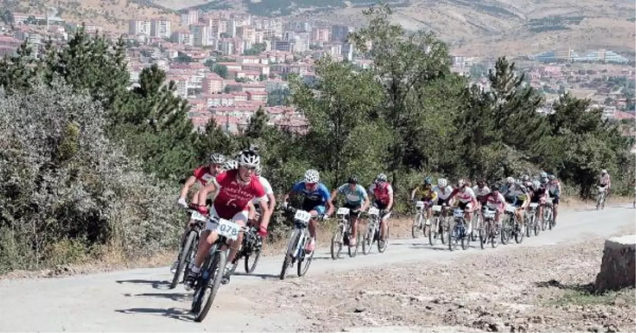 Yozgat Sürmeli Festivali\'nde Yarışma Heyecanı