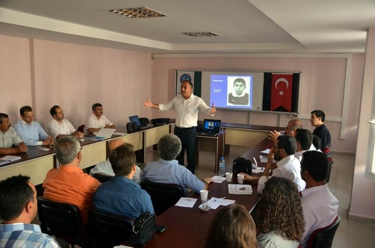 Bünyan\'da Kamu Hizmetlerinin Sunumunda Kurumsal Davranış ve Etkili Sunum Teknikleri Eğitimi...