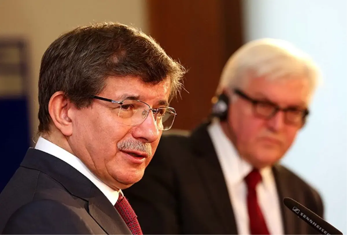 Davutoğlu Alman Mevkidaşını Aradı: İstihbarat Takibi Kabul Edilemez