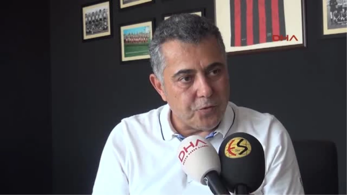 Eskişehirspor Kulübü Başkanı Hoşcan Tarık\'ın Transferini Durdurmuş Vaziyetteyiz
