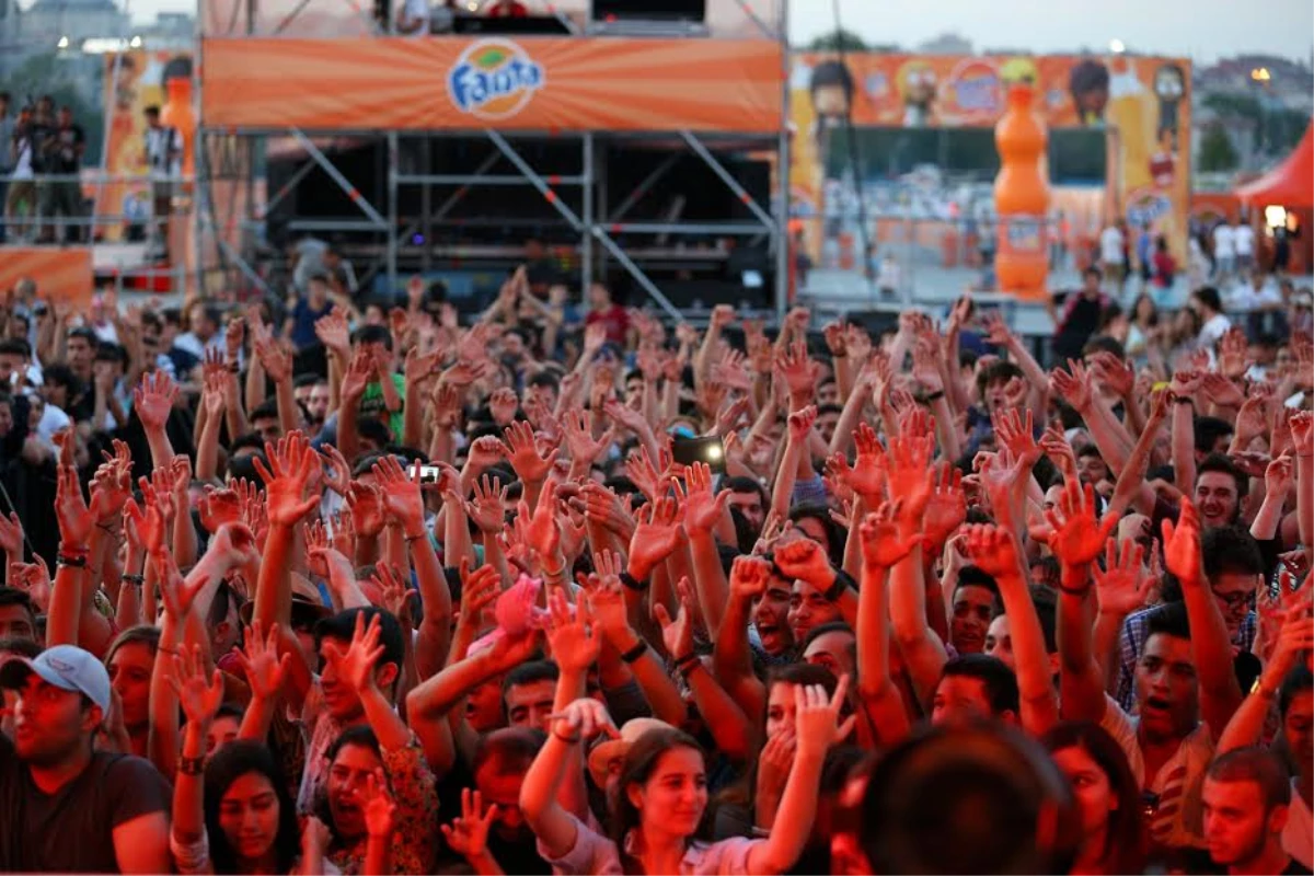 Fanta Gençlik Festivali İstanbul\'da Büyük Coşkuyla Başladı!