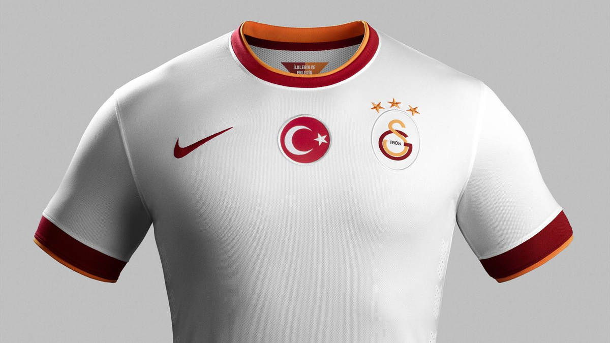 Galatasaray\'a Sneijder, Bruma ve Gökhan Dışında İki Gün İzin